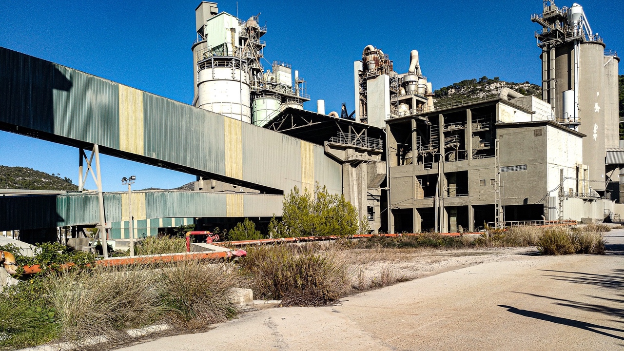 fabrica uniland 6
